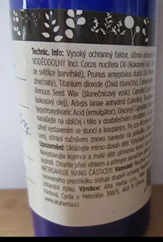 Suntan oil