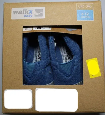 Baby's shoes