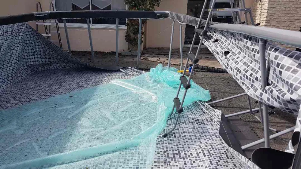 Piscine yzaki sans filtration rectangulaire 5.49mx2.74mx1.32m + skimmer