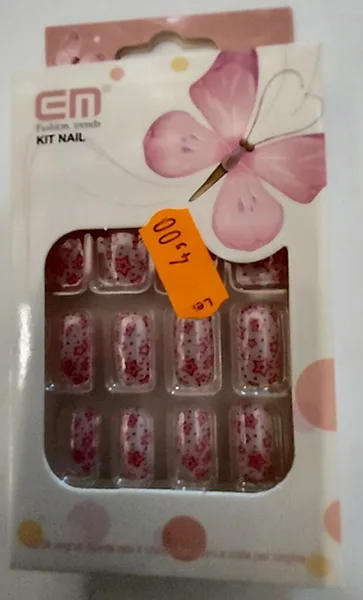 False nails