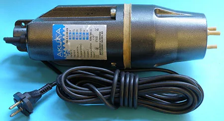 Submersible pump