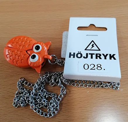 Children necklace with pendant