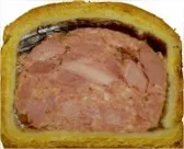 Pate en croute charcutier sous vide vendu a la tranche au rayon traiteur