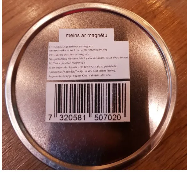 Toy slime with magnet
