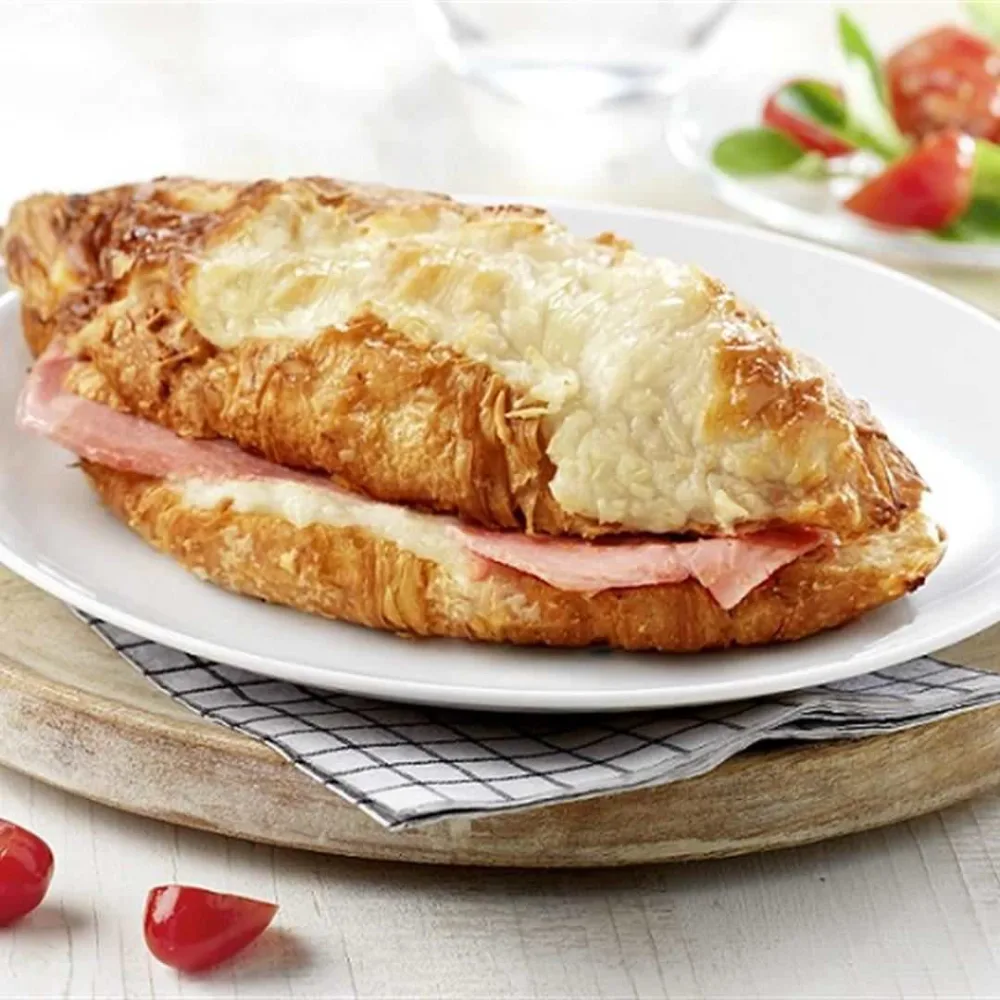 2 croissants jambon fromage