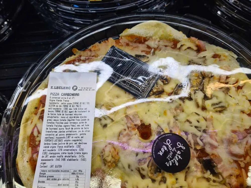 Pizza carbonara