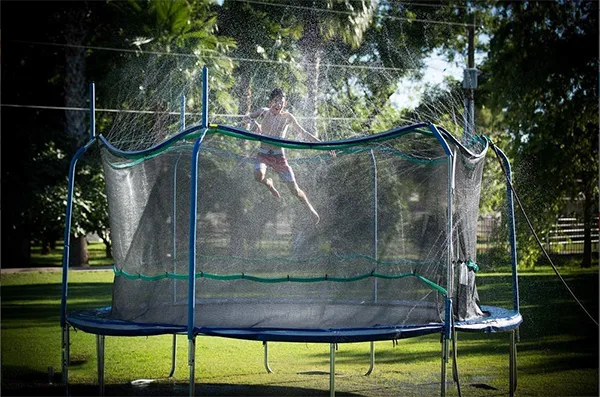 Trampoline sprinkler