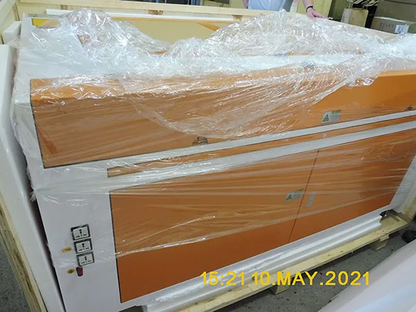 Laser engraving machine