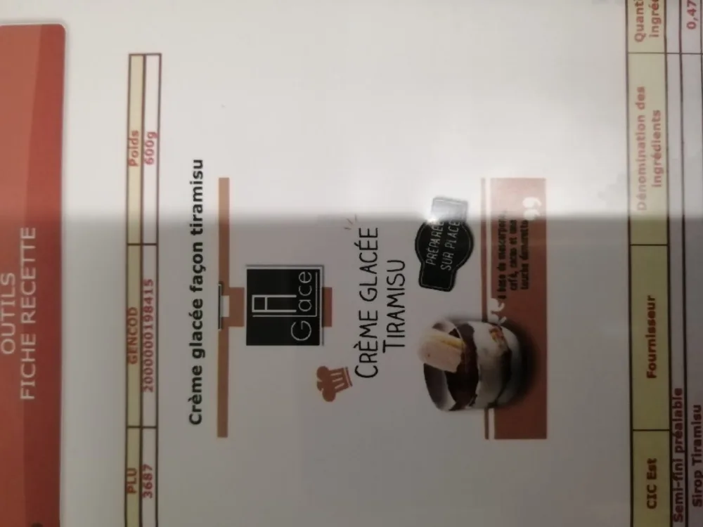 Crème glacée foret noire, crème glacée fromage blanc, crème glacée pistache, crème glacée praline, crème glacée tiramisu