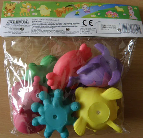Bath toy set