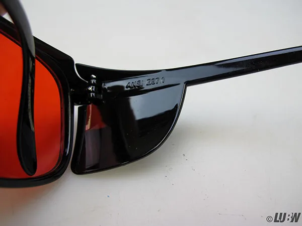Laser safety glasses