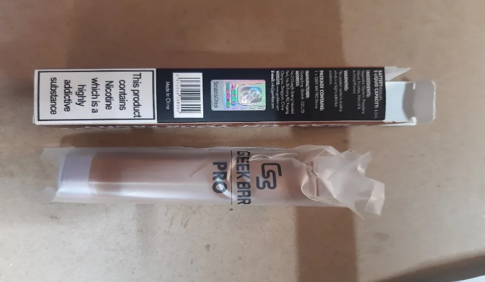 Disposable electronic cigarette
