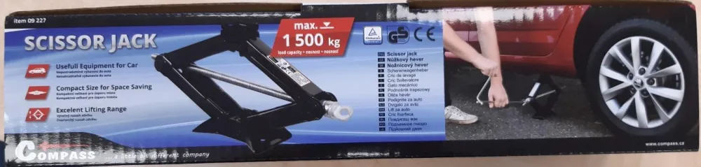 Scissor jack