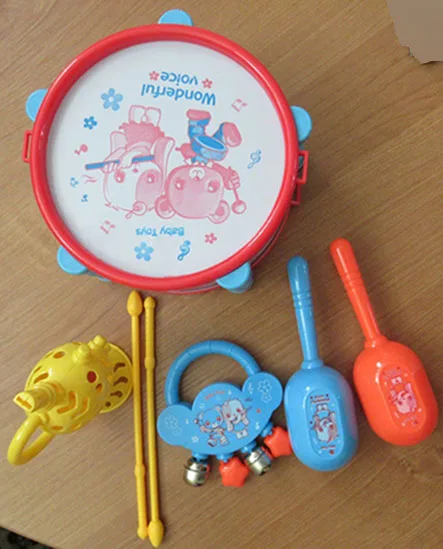 Toy musical instrument set