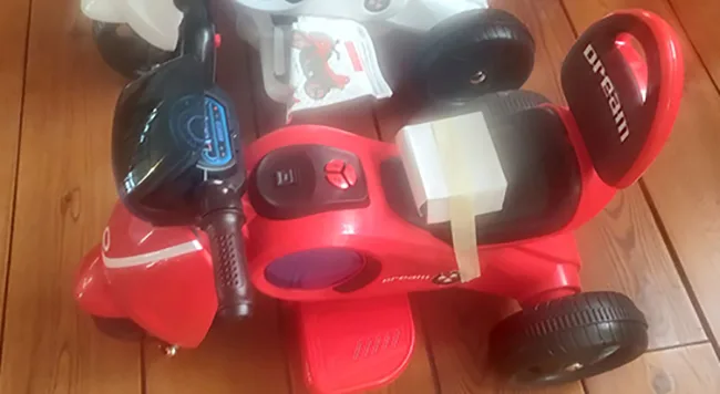 Electric ride on tricycle