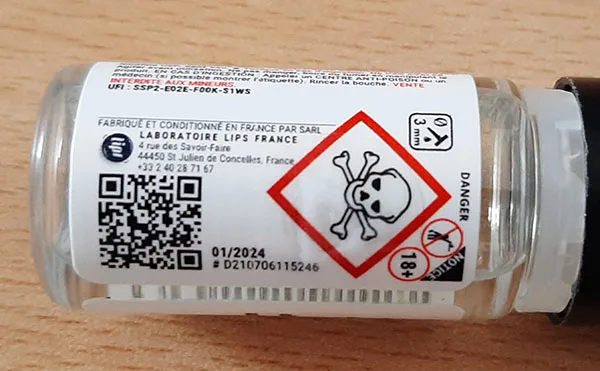 Liquid for electronic cigarettes