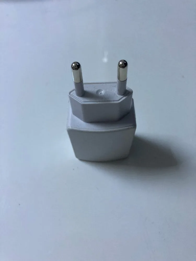 Adaptateur chargeur blanc modèle cj-50100czw 7643