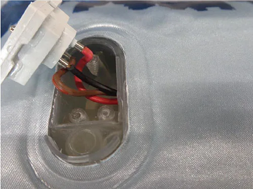 Electric hot water pouch