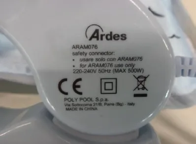 Electric hot water pouch