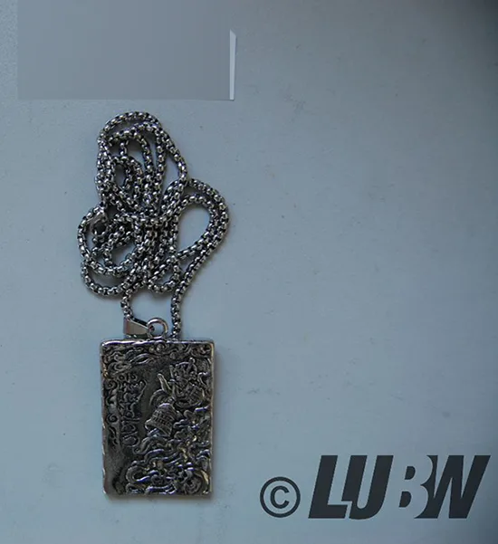Necklace with pendant