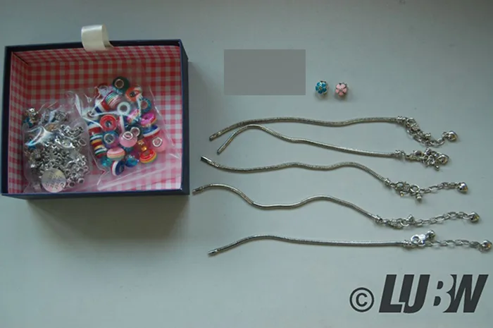 Set of bracelets with pendants