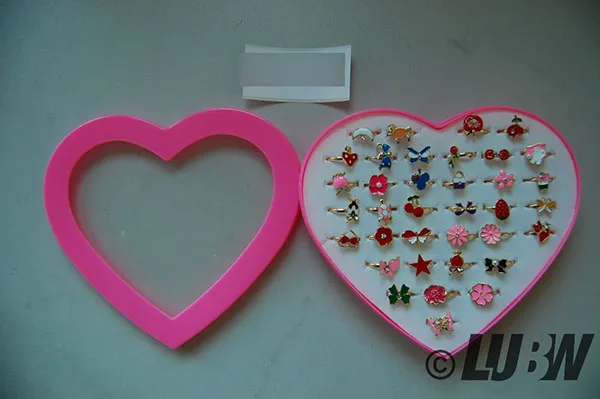 Children's earrings set