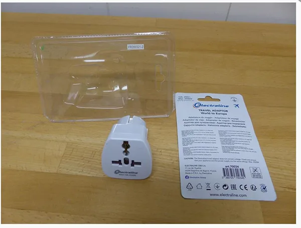 Travel adaptor