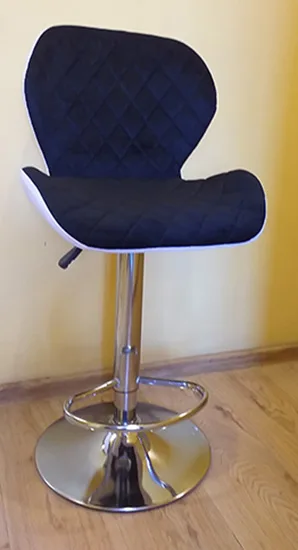 Bar stool