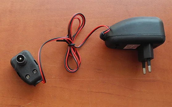 Antenna amplifier
