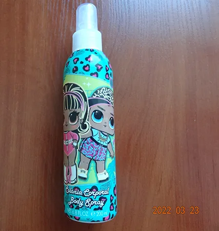 Leave-on body spray