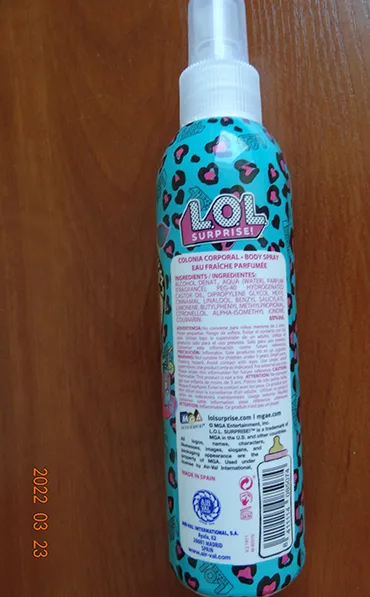 Leave-on body spray