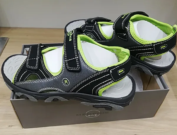 Children's sandals