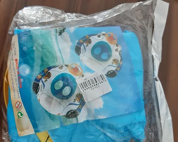 Inflatable baby swimming float