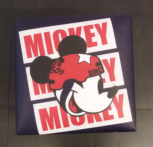 Foldable pouffe