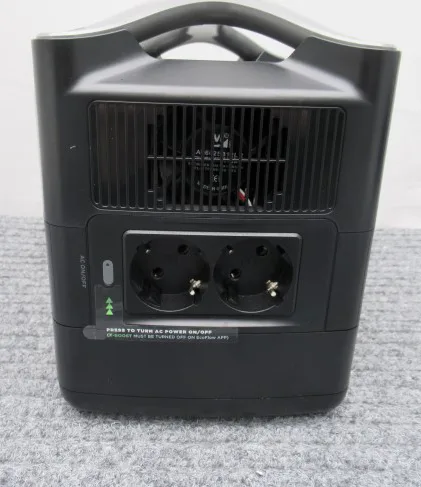 Portable power station