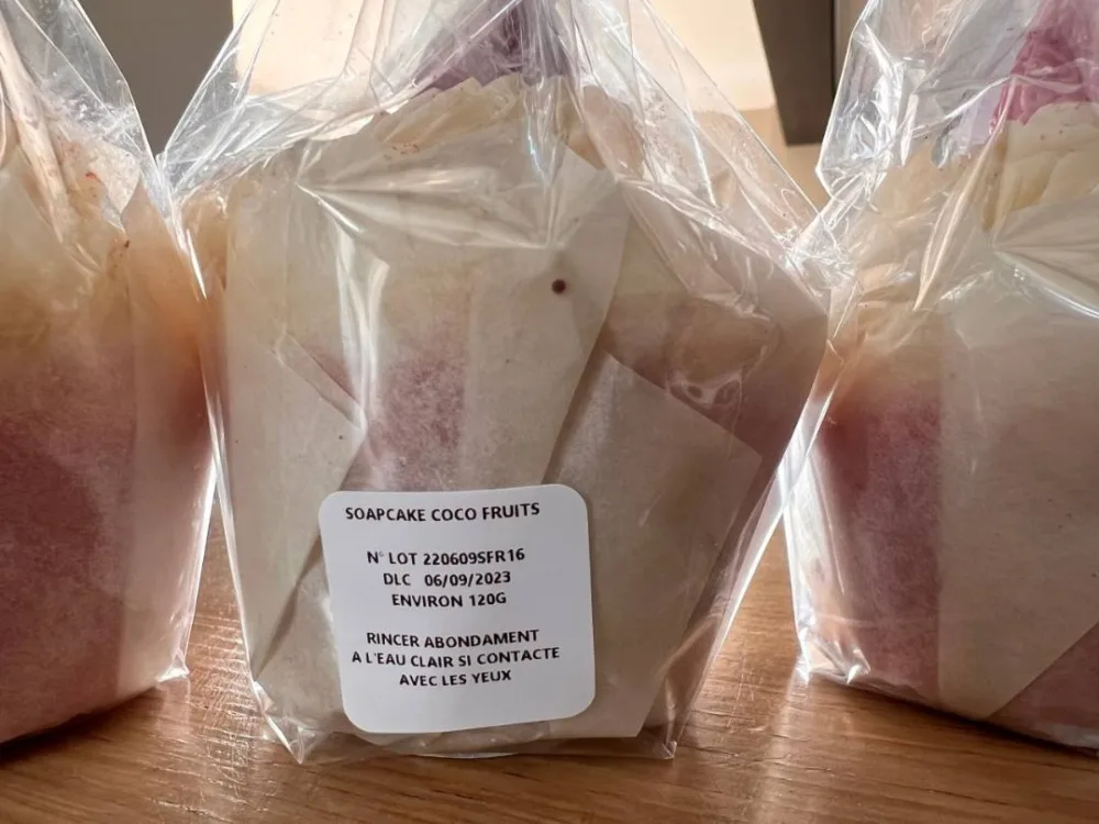 Soapcake coco fruits