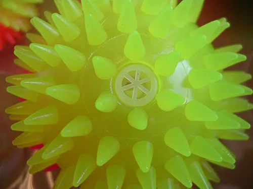 Yoyo puffer ball