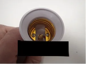 Lamp holder