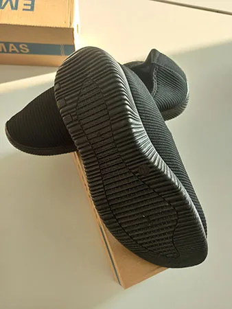Women’s flat shoes