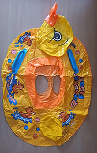 Inflatable children´s swimming float
