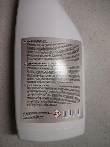 Car engine cleaner
