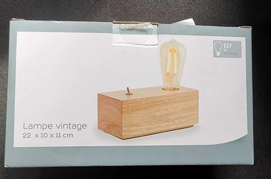Table lamp