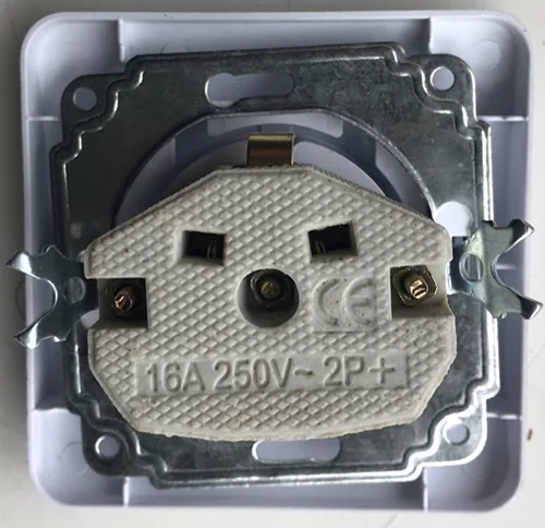 Wall socket
