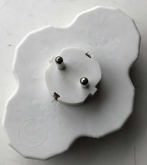 Multiplug socket