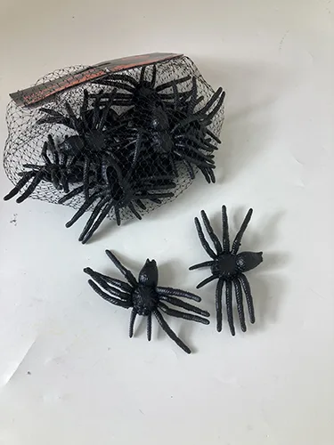 Toy spiders