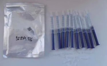 Teeth whitening gel