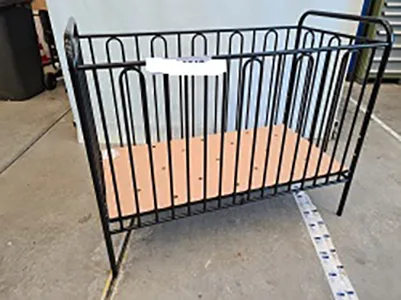 Children`s cot
