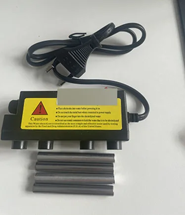 Water electrolysis device