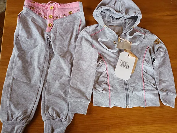 Sports outfit