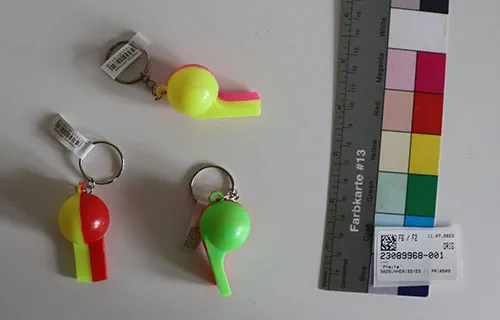 Toy whistle